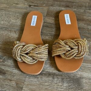 Size 9, Steve Madden shoe